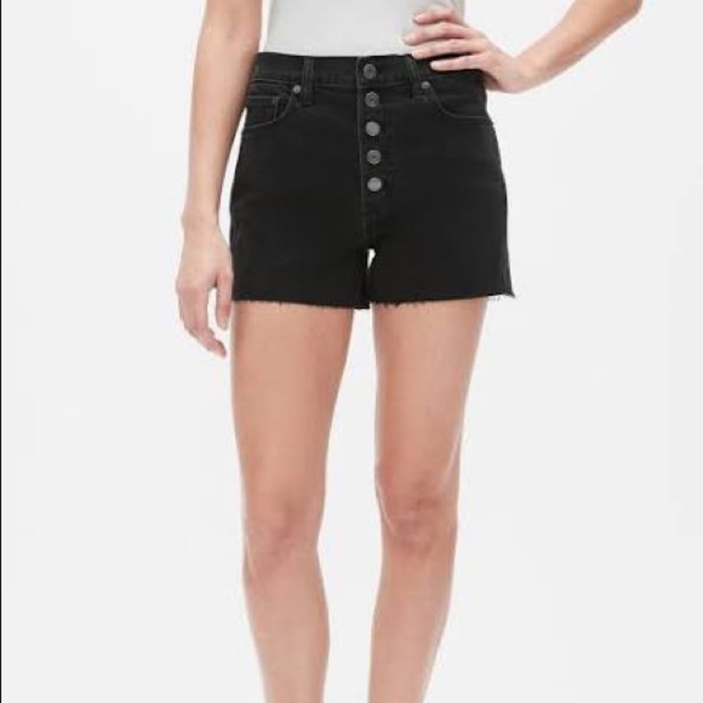 Gap High Rise 4” Short size 30/10